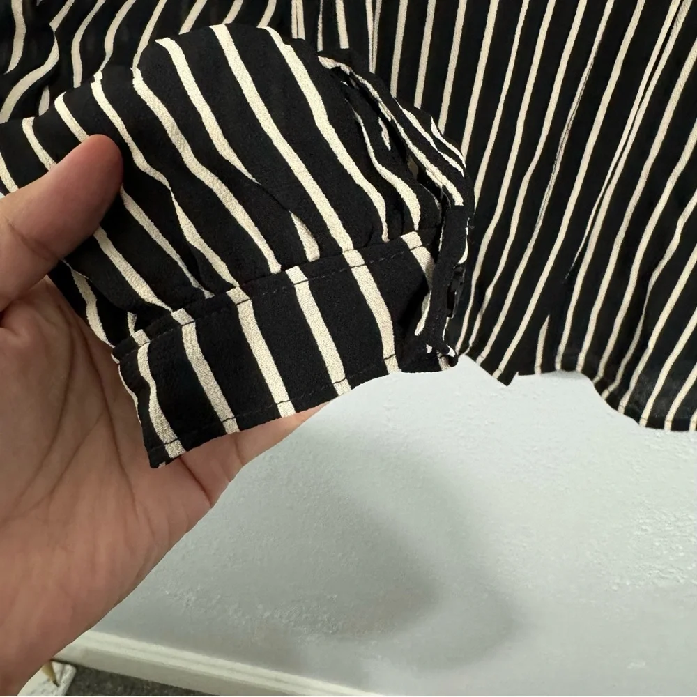 Reformation Arlington blouse black striped small